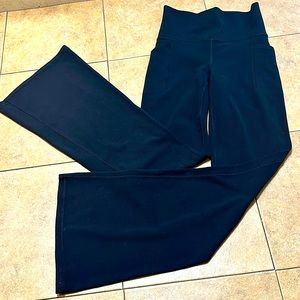 Salutation Stash Flare Pant with pockets